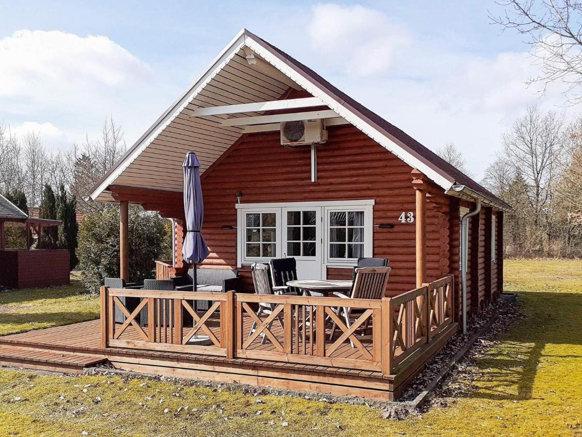 6 Person Holiday Home In Hovborg Bagian luar foto
